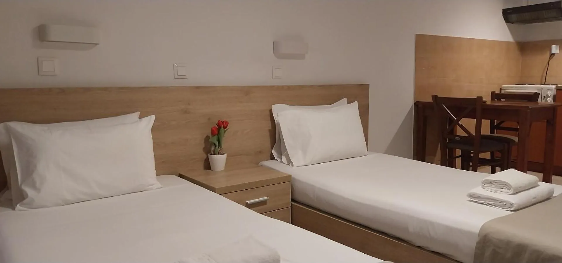 Papadatos Studios Argostolion Yunanistan